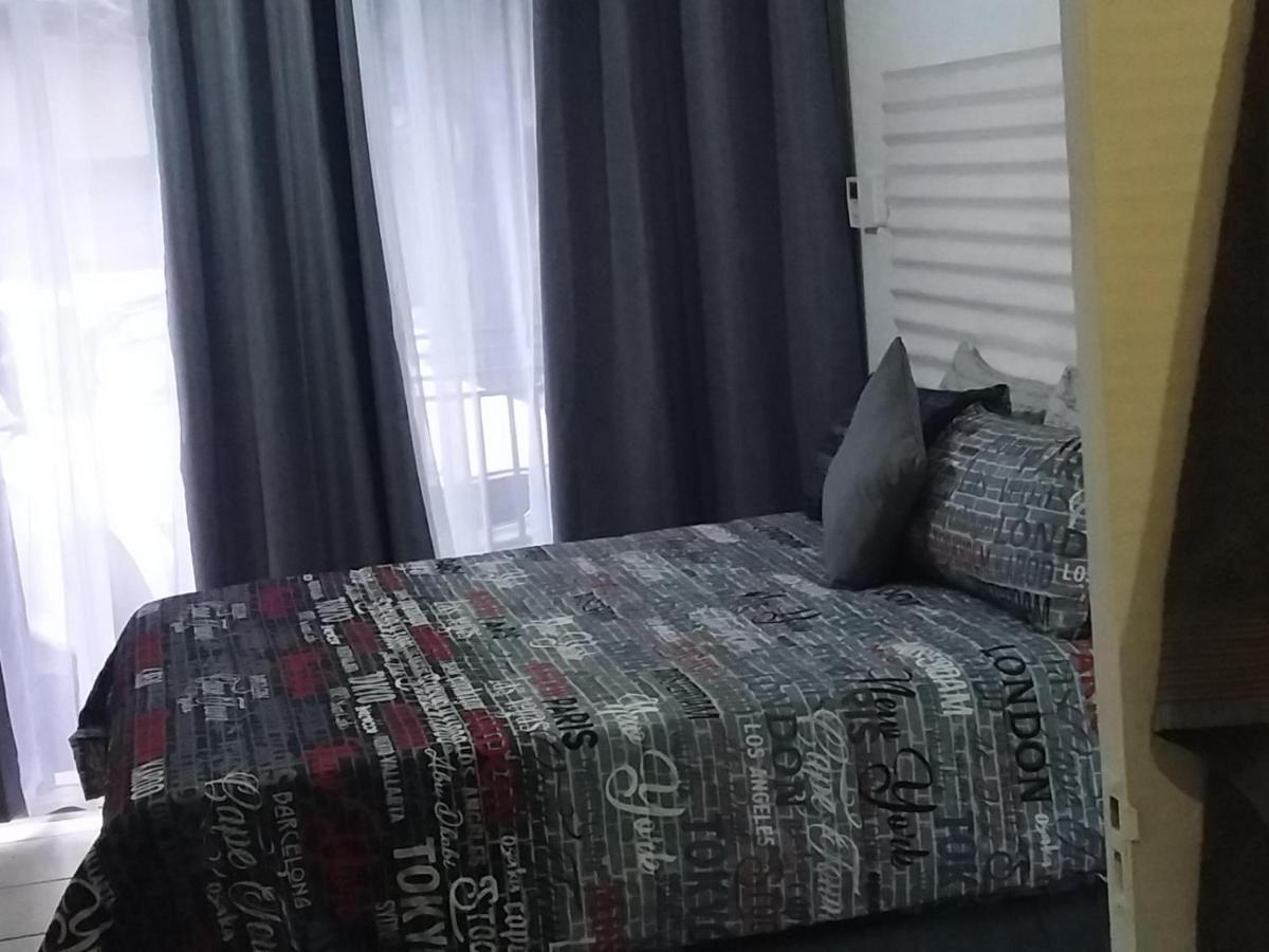 Mykhaya-Your Home Away From Home Kempton Park Buitenkant foto